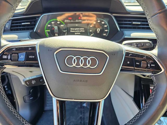 2024 Audi e-tron Prestige quattro