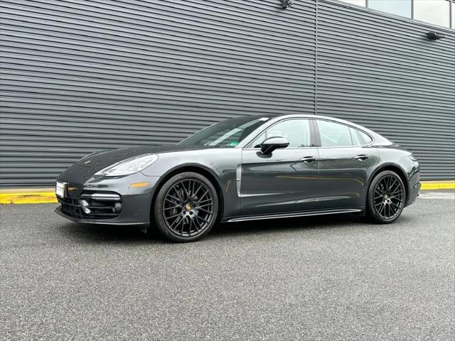 2023 Porsche Panamera 4 Platinum Edition