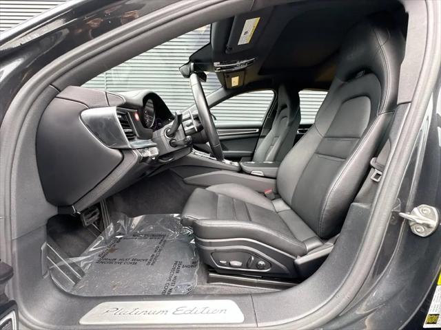 2023 Porsche Panamera 4 Platinum Edition