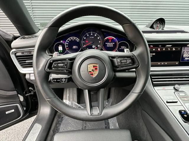 2023 Porsche Panamera 4 Platinum Edition