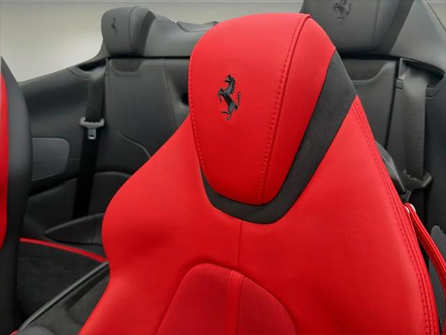 2025 Ferrari Roma Roma Spider