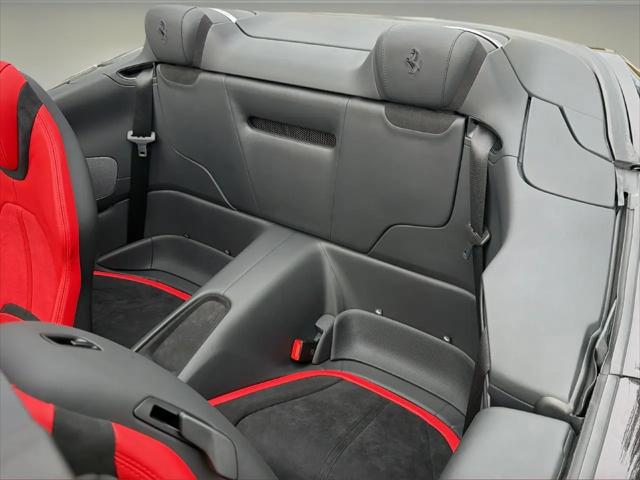 2025 Ferrari Roma Roma Spider