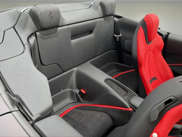 2025 Ferrari Roma Roma Spider