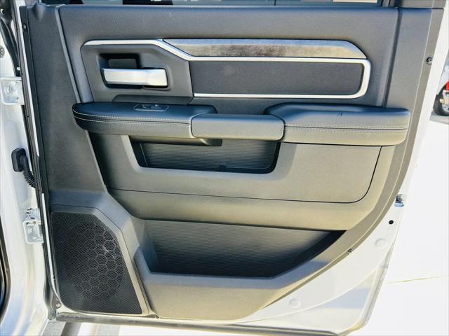 2024 Ram 2500 Big Horn Crew Cab 4x4 64 Box