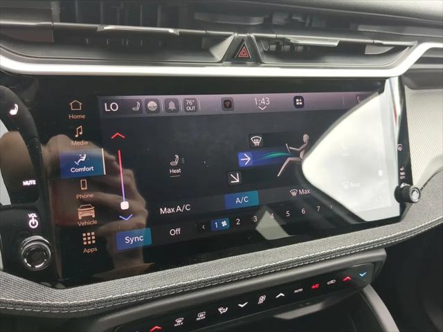 2026 Jeep Cherokee Laredo 4x4