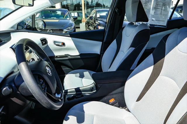 2020 Toyota Prius LE