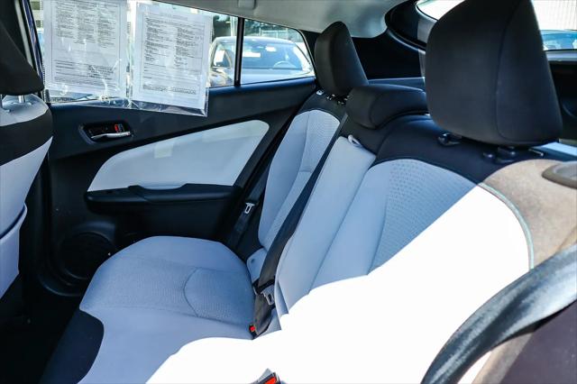 2020 Toyota Prius LE