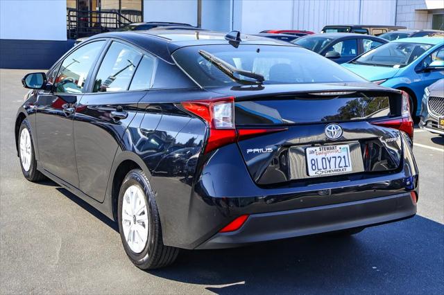 2020 Toyota Prius LE