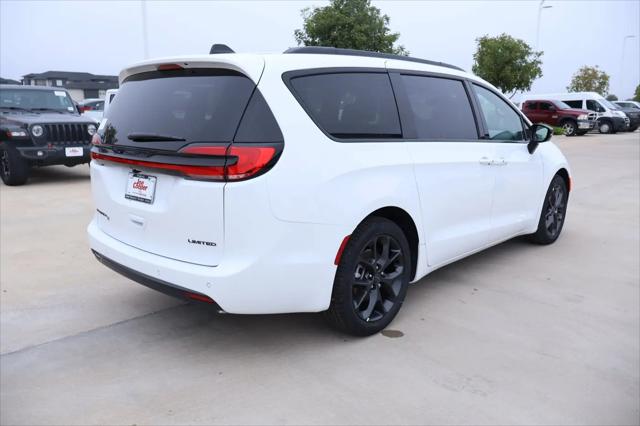 2027 Chrysler Pacifica Limited