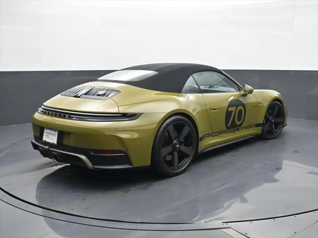2026 Porsche 911 Carrera 4 GTS Cabriolet