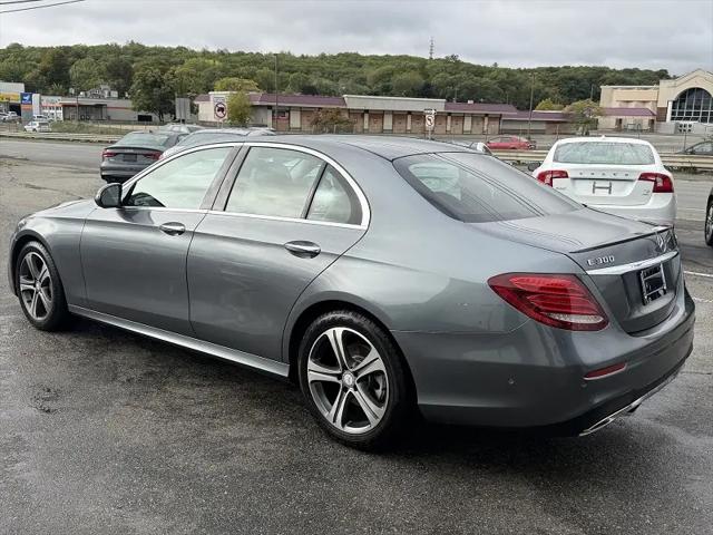 2017 Mercedes-Benz E-CLASS E 300 E 300