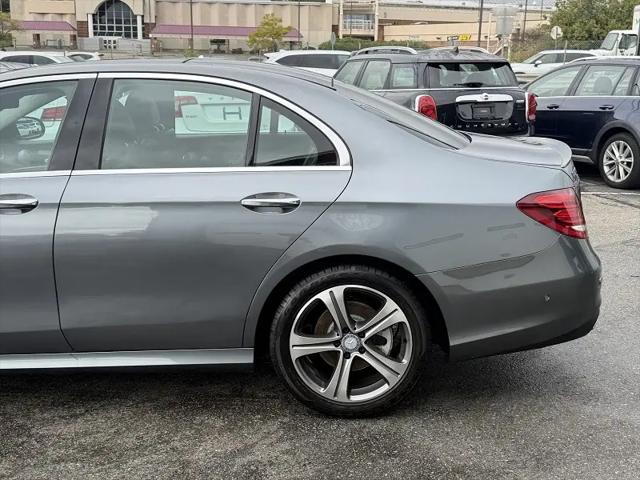 2017 Mercedes-Benz E-CLASS E 300 E 300