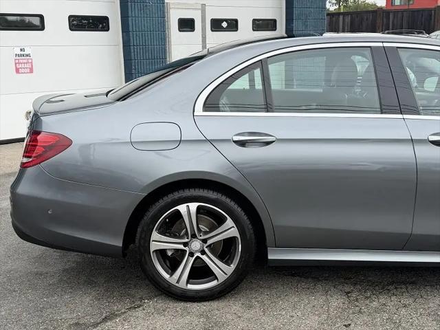 2017 Mercedes-Benz E-CLASS E 300 E 300