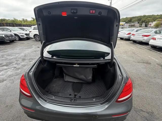 2017 Mercedes-Benz E-CLASS E 300 E 300