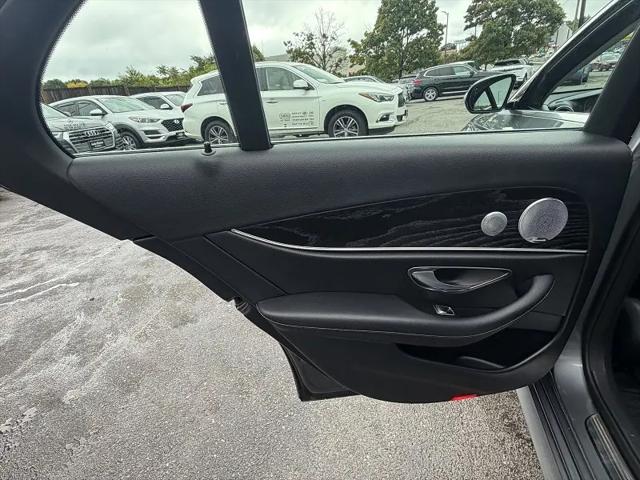 2017 Mercedes-Benz E-CLASS E 300 E 300