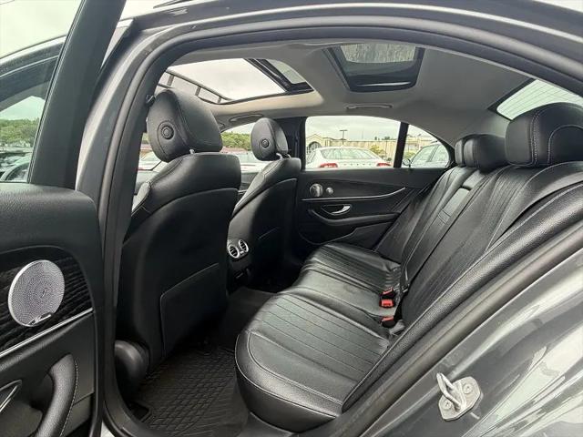 2017 Mercedes-Benz E-CLASS E 300 E 300
