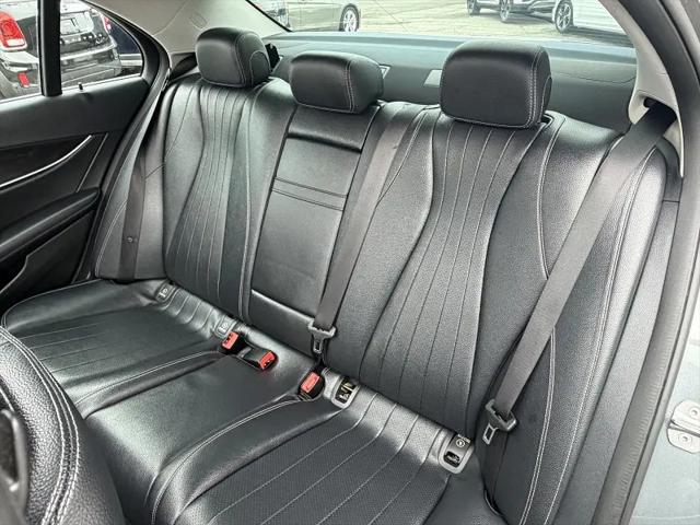 2017 Mercedes-Benz E-CLASS E 300 E 300