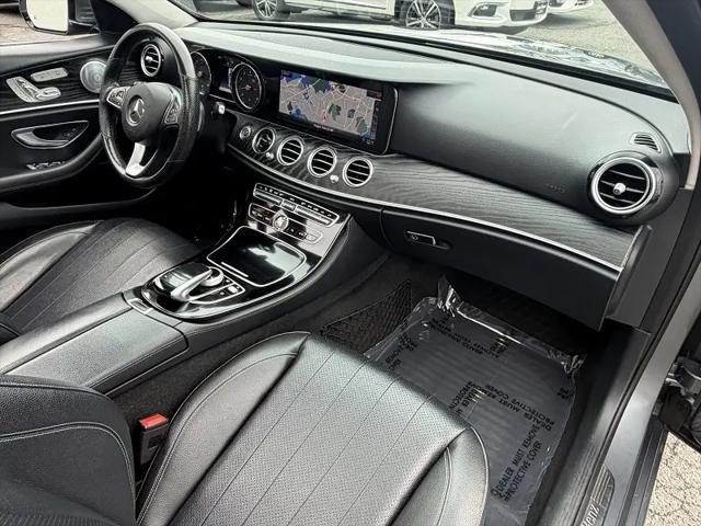 2017 Mercedes-Benz E-CLASS E 300 E 300