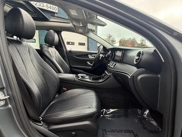2017 Mercedes-Benz E-CLASS E 300 E 300
