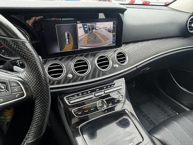 2017 Mercedes-Benz E-CLASS E 300 E 300