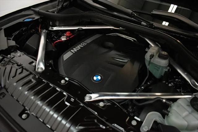 2027 BMW X5 40 xDrive