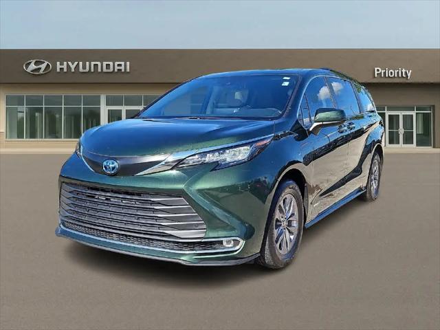 2021 Toyota Sienna XLE for sale in Chesapeake, VA