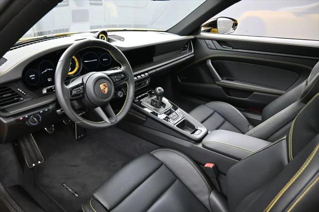 2023 Porsche 911 Carrera GTS