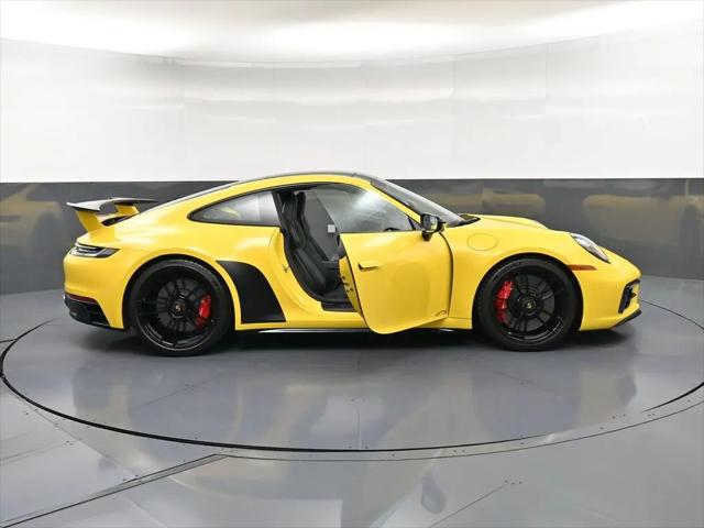 2023 Porsche 911 Carrera GTS