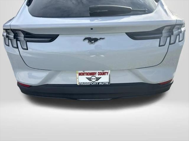 2022 Ford Mustang Mach-E Select