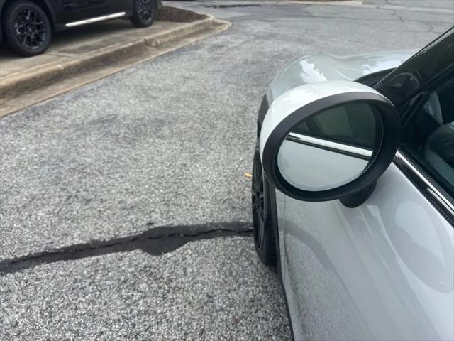 2022 MINI SE Hardtop Cooper