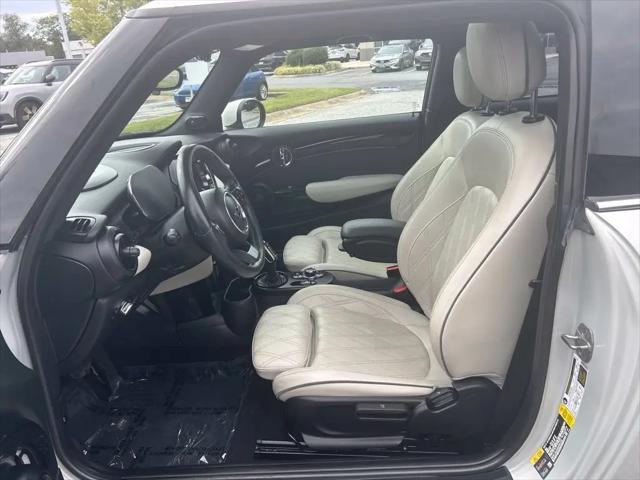 2022 MINI SE Hardtop Cooper