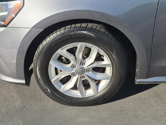2018 Volkswagen Passat 2.0T S