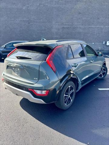 2024 Kia Niro SX