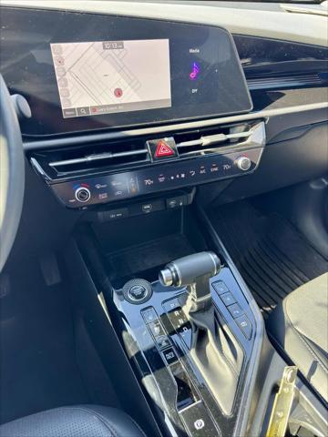 2024 Kia Niro SX
