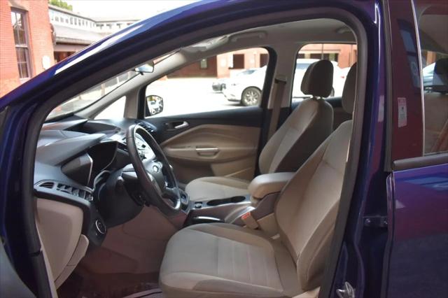 2016 Ford C-Max Hybrid SE