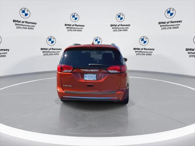 2018 Chrysler Pacifica Touring L