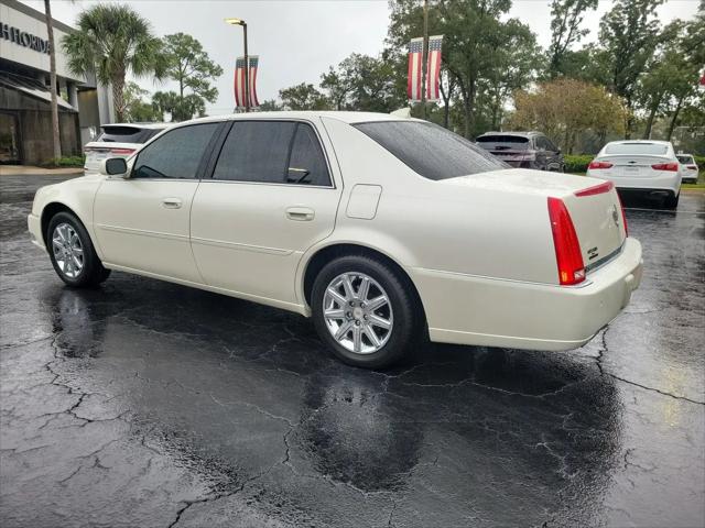 2011 Cadillac DTS Premium Collection