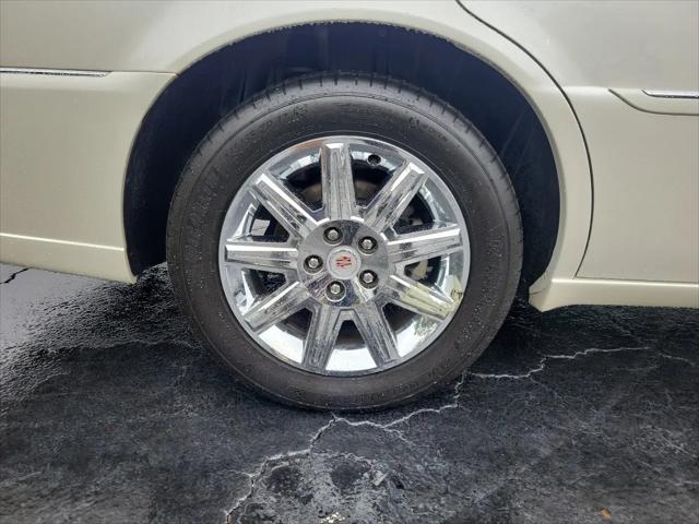 2011 Cadillac DTS Premium Collection