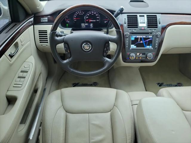 2011 Cadillac DTS Premium Collection