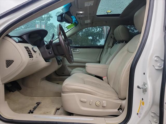 2011 Cadillac DTS Premium Collection