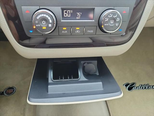 2011 Cadillac DTS Premium Collection