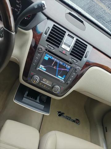 2011 Cadillac DTS Premium Collection