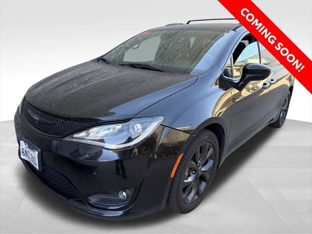 2020 Chrysler Pacifica Touring L for sale in Norwalk, CA