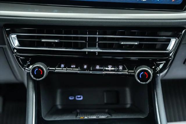 2027 Chevrolet Traverse AWD LT