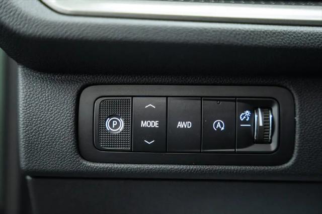 2027 Chevrolet Traverse AWD LT