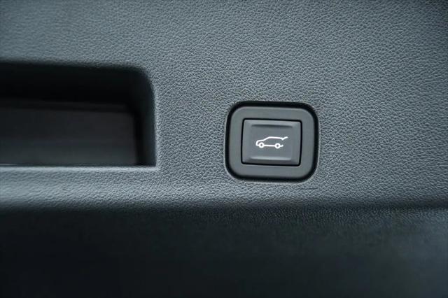 2027 Chevrolet Traverse AWD LT