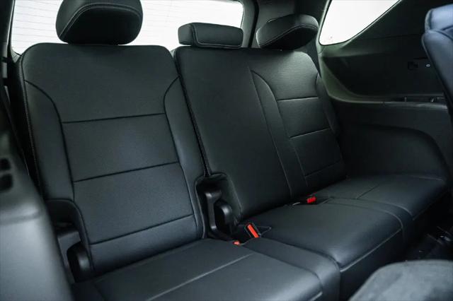 2027 Chevrolet Traverse AWD LT