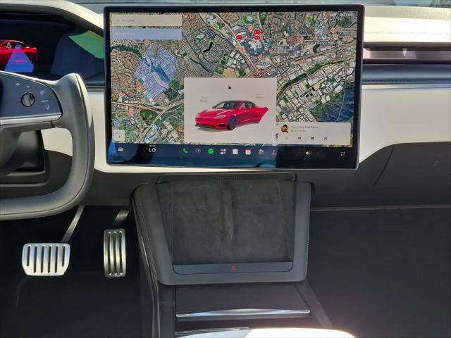 2026 Tesla Model S Plaid