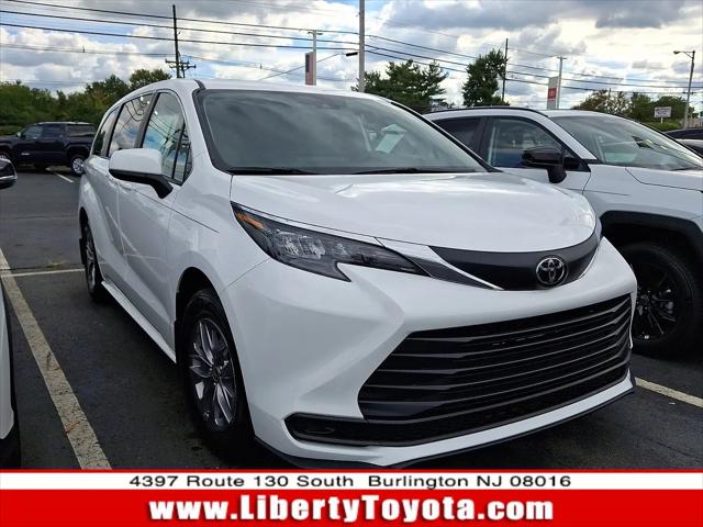 2026 Toyota Sienna LE for sale in Burlington, NJ