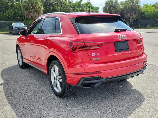 2022 Audi Q3 Premium Plus 45 TFSI S line quattro Tiptronic
